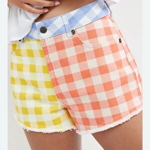 Farm Rio by Anthropologie Gingham Women Shorts 3” inseam Size Medium